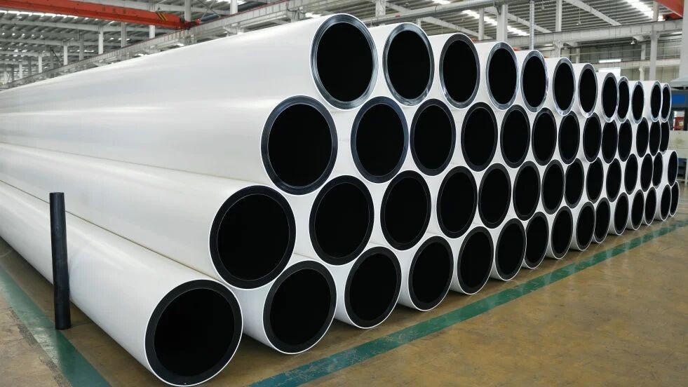 UV-resistant black-and-white PE pipes successfully mass-produced, providing dual protection for open-air projects
